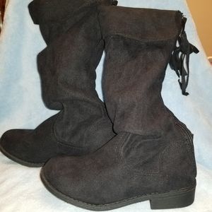 Knee high kids boots